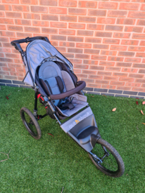 out n about nipper gumtree